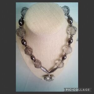 Sliver Heart Shape Necklace